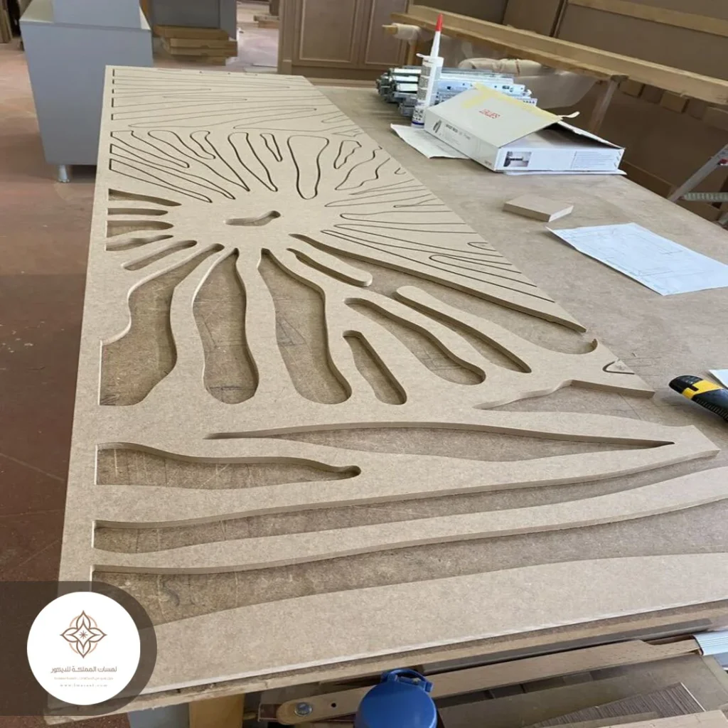 خشب حفر جدران غرف نوم القطيف