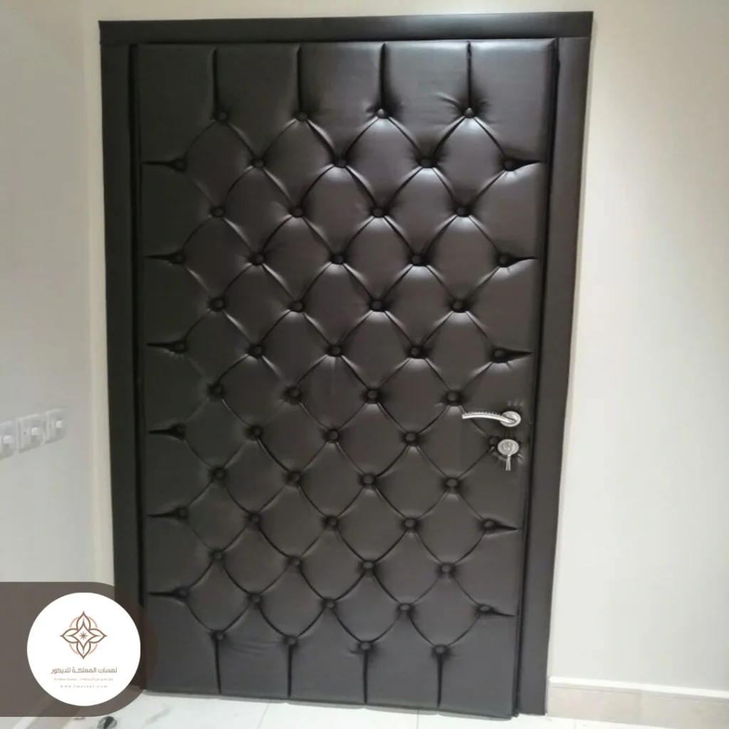 عازل صوت للباب القطيف