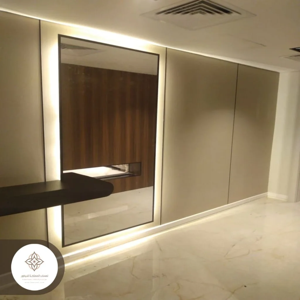 ديكور مرايا جدارية دائرية الخبر