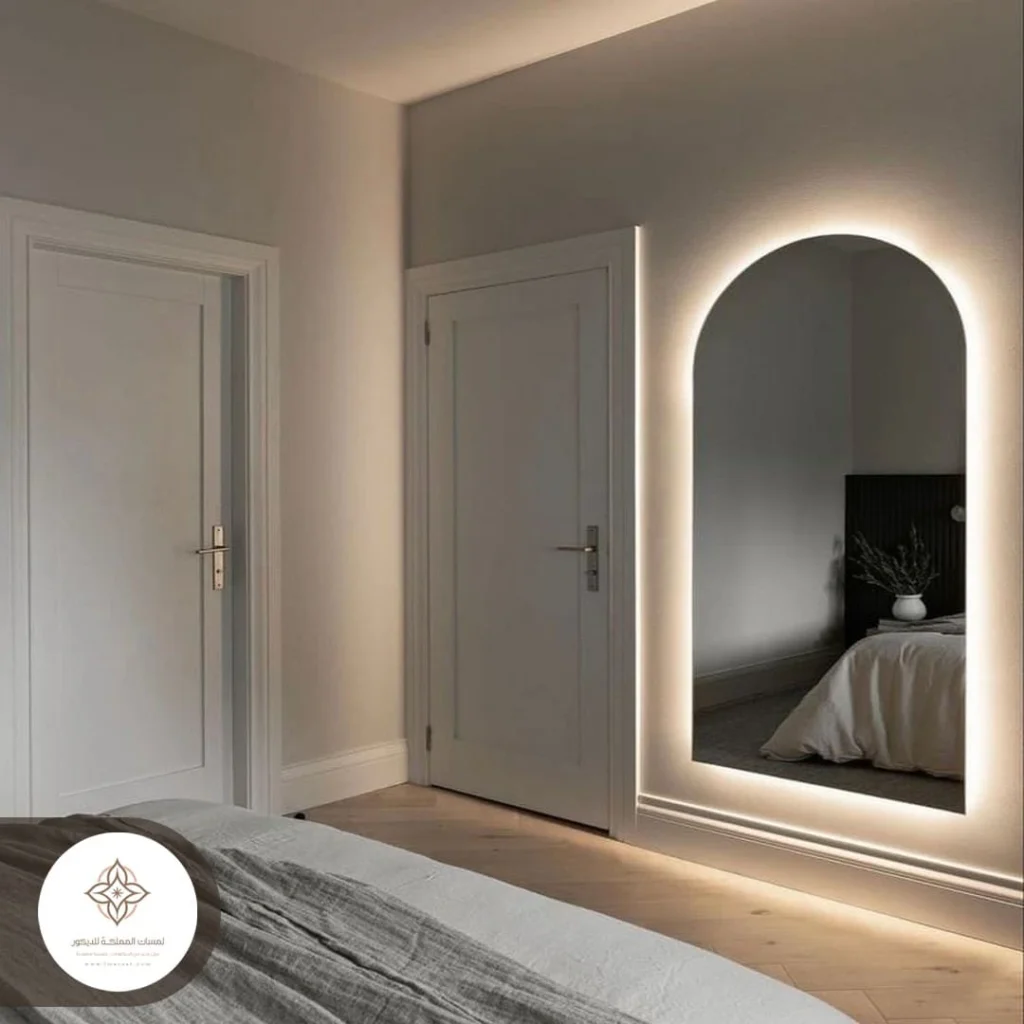 ديكور مرايا مع اضاءة الاحساء